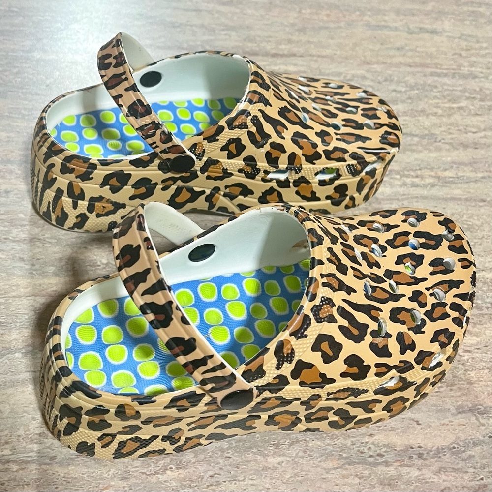 Animal Print (Leopard Print) Platform Clogs - image 4